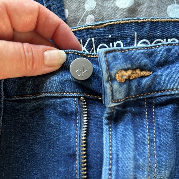 Calvin Klein High Rise Ankle Skinny Jeans Women’s size 12 stretchy - Picture 8 of 9